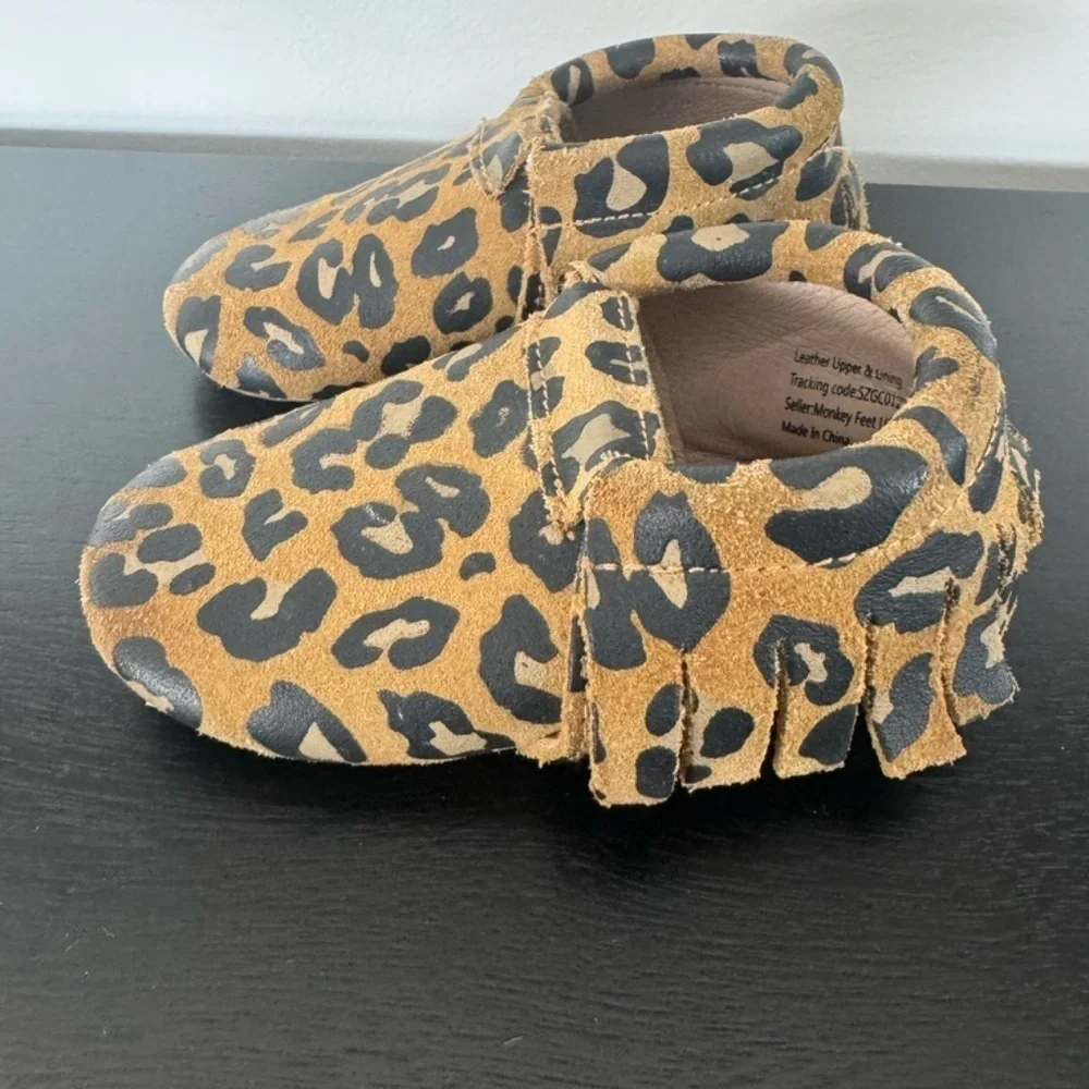 Monkey Feet Baby Shoes Moccasins leopard print sz 12-18 months
